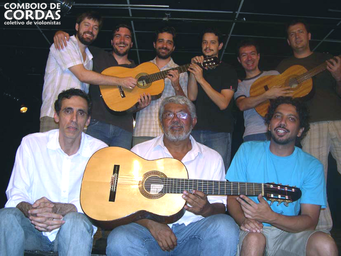 Legenda (esq-dir): Michi Ruzitschka, Leonardo Costa, Francisco Andrade, Muari Vieira, Alexandre Cueva, Paulo Ribeiro, (embaixo) Cau Karam, Zé Barbeiro e Bisdré.