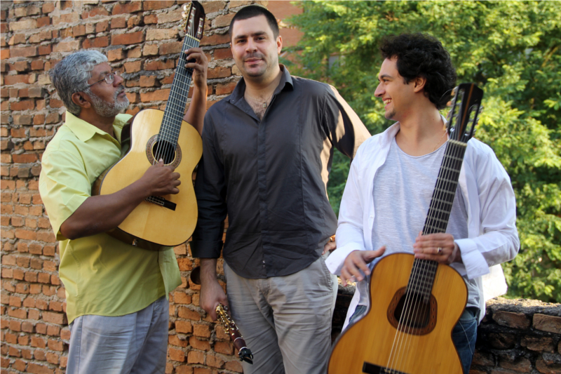 Ze Barbeiro Alexandre Ribeiro e Gean Correa Zé Barbeiro, Alexandre Ribeiro e Gean Corrêa - Comboio de Cordas