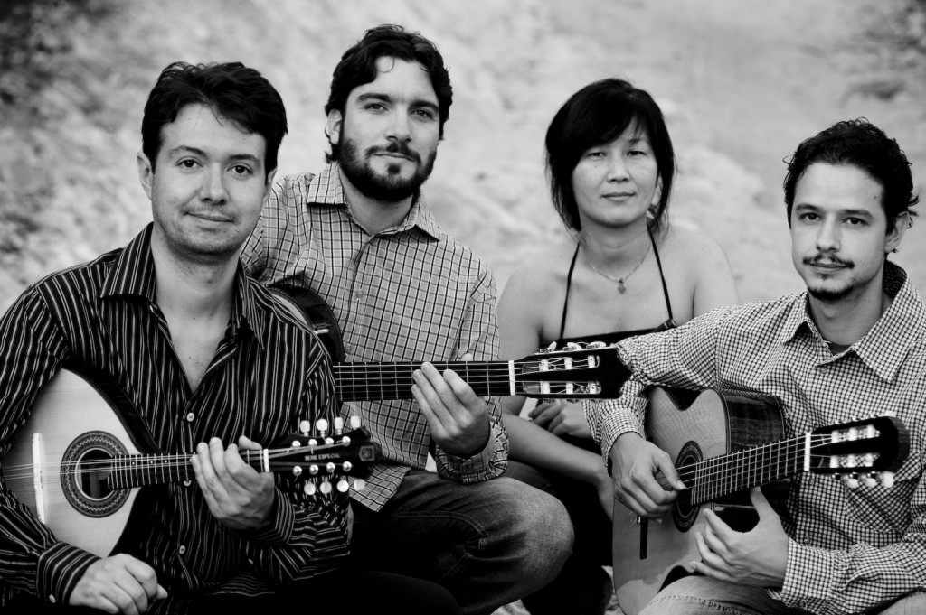 Show Quarteto Garatuja: Comboio de Cordas no Cultura Livre SP 20/nov/2011 Show Quarteto Garatuja: Comboio de Cordas no Cultura Livre SP 20/nov/2011
